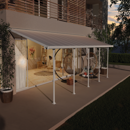 Moderne terrasseoverdækning i aluminium Terrasse med hvid aluminiumsoverdækning og loungemøbler