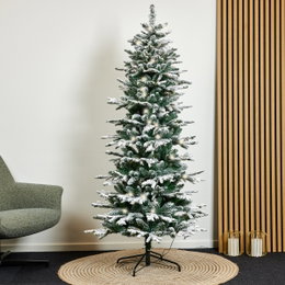 Snel udsmykket kunstigt juletræ med LED-lys Slankt kunstigt juletræ med sne og varme LED-lys