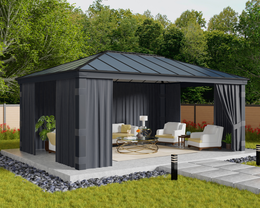 Stor antracit havepavillon med loungeområde Moderne havepavillon i antracit med sofasæt og gardiner