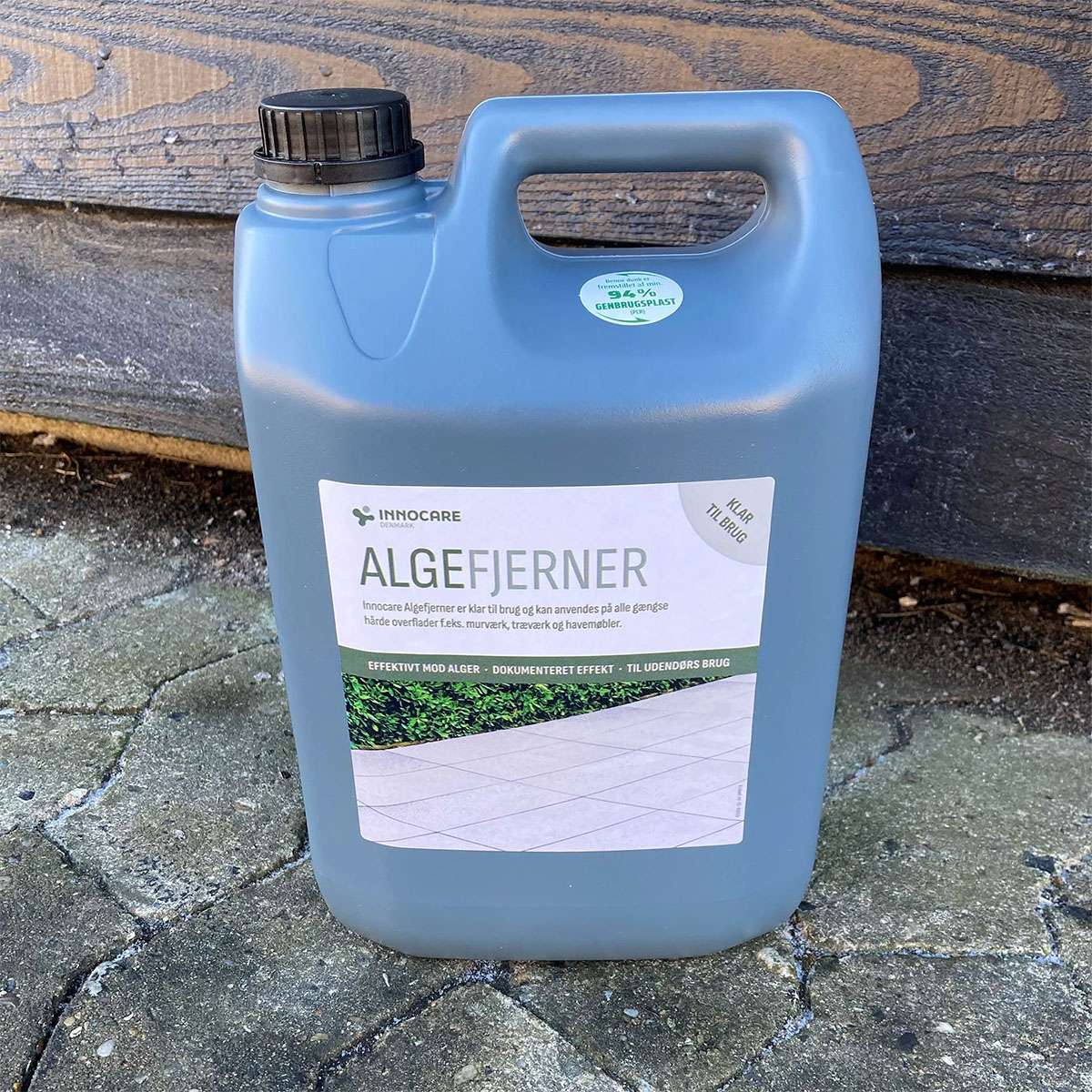 Innocare algefjerner klar til brug 5 liter Dunk med Innocare algefjerner til udendørs rengøring