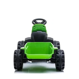 Eltraktor med trailer til børn – NORDIC PLAY Speed grøn (7,4V motor) Grøn eltraktor med trailer fra NORDIC PLAY Speed set forfra; legetraktor til børn 2-6 år med 7,4V motor, frem- og bakgear, robust hjul og praktisk trailer til legetøj.