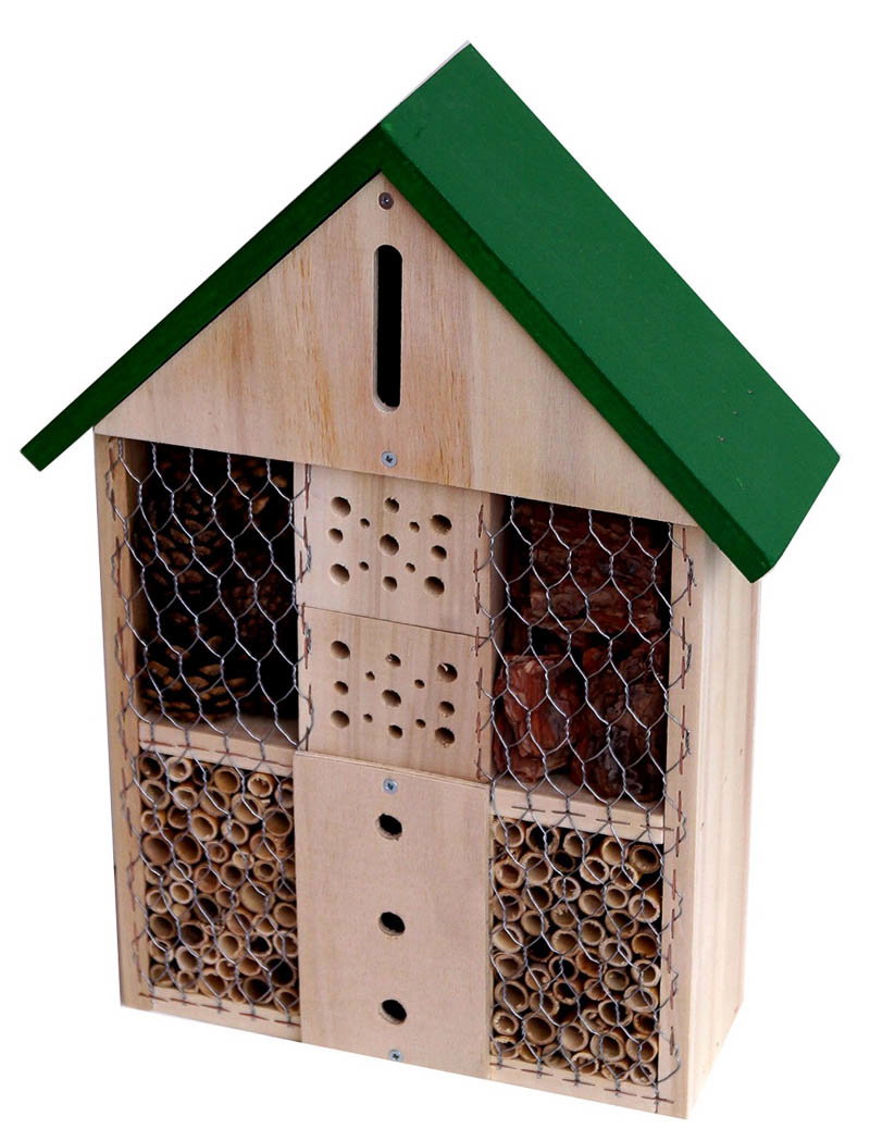 Insekthotel i træ med flere redekamre