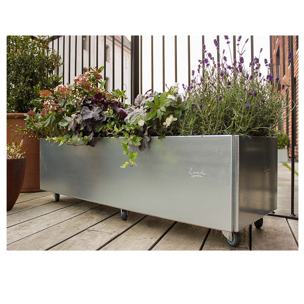 Land Classic  Blomsterkasse med hjul, rust