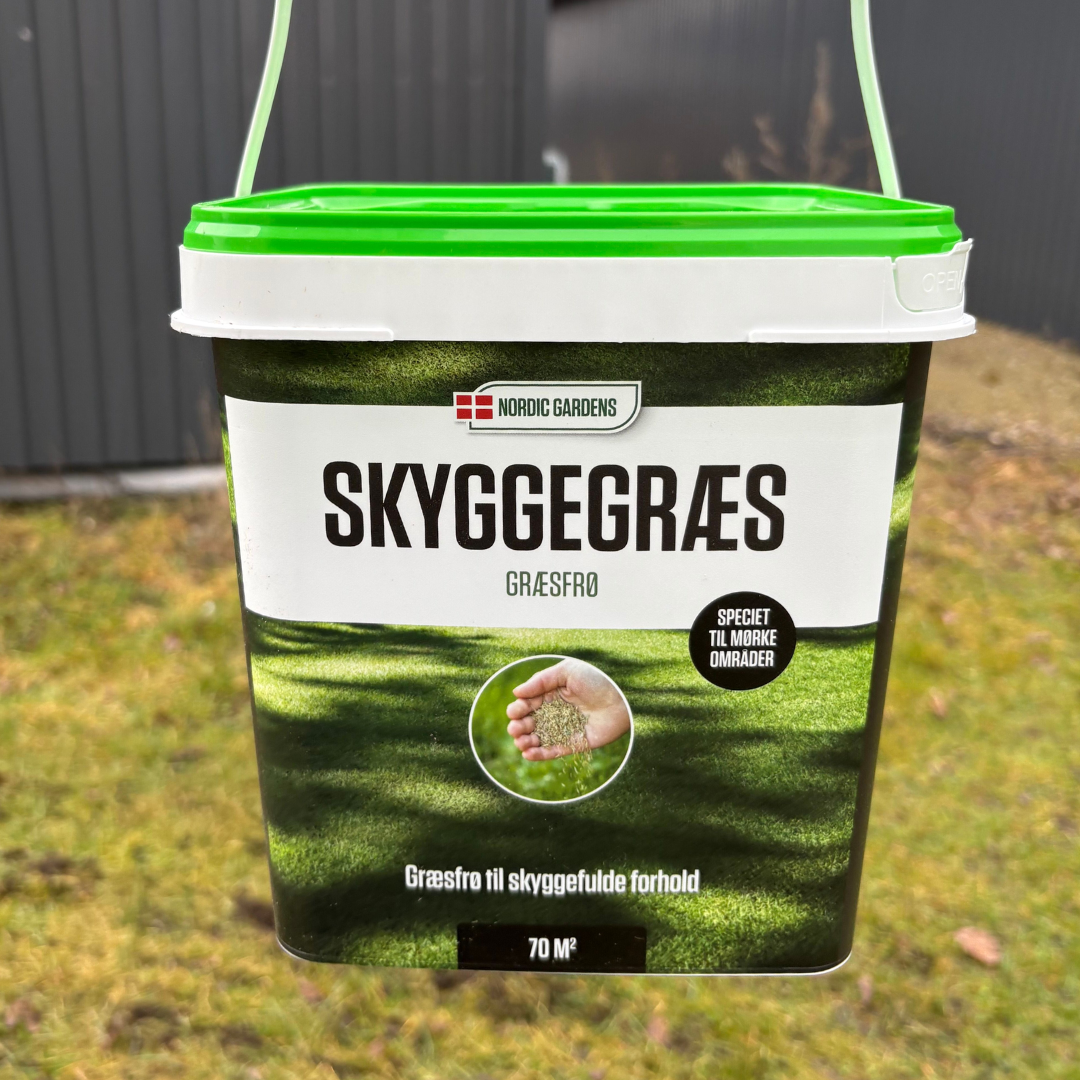 Bøtte med Skyggegræs græsfrø fra Nordic Gardens, 5 l til 70 m² – specielt designet til skyggefulde områder, høj skygge- og tørketolerance og langsomtvoksende plæne
