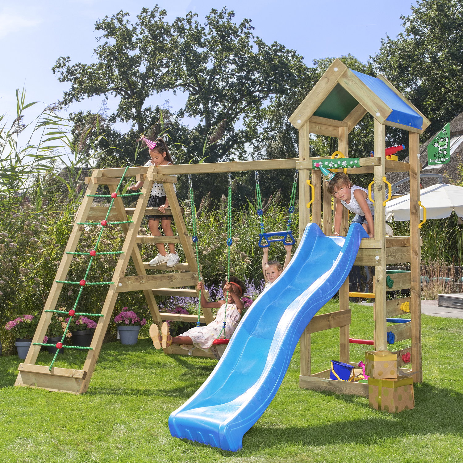 Jungle Gym Patio legetårn komplet inkl. klatremodul 2 og blå rutschebane - 804-070C2B