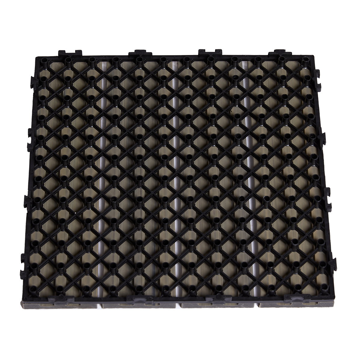 Terrasseflise komposit 30 x 30 cm 4-pak, drivtømmer HORTUS – lysgrå, vejrbestandig Underside af HORTUS terrasseflise komposit 30 x 30 cm (4-pak) i lysgrå drivtømmer-look med sort gitterbagside, holdbar kompositflise med lav vedligeholdelse