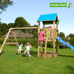 Jungle Gym legetårn med gynge og rutsjebane Børn leger på Jungle Gym legetårn med gynge