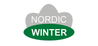 NORDIC WINTER logo: hvid tekst på grå sky og grøn oval Logo med teksten 'NORDIC WINTER' på grå, skyformet baggrund og grøn oval
