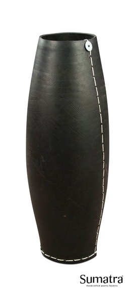 Sort Sumatra vase i genbrugsgummi Høj sort vase i genbrugsgummi med syning